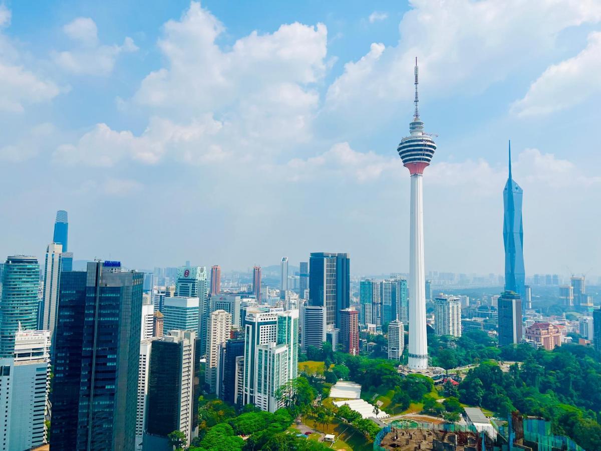 Platinum Klcc By Rainbow * Kuala Lumpur