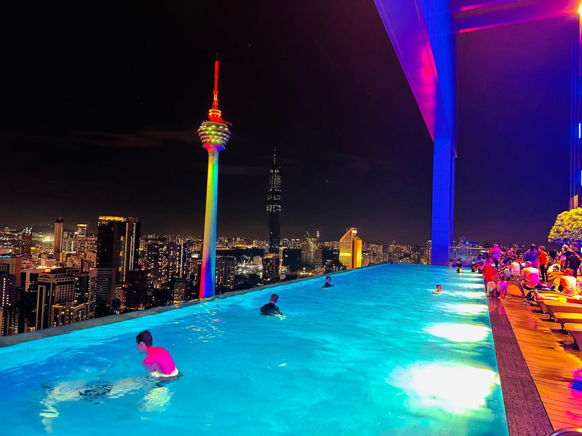 Apartment Platinum Klcc By Rainbow *