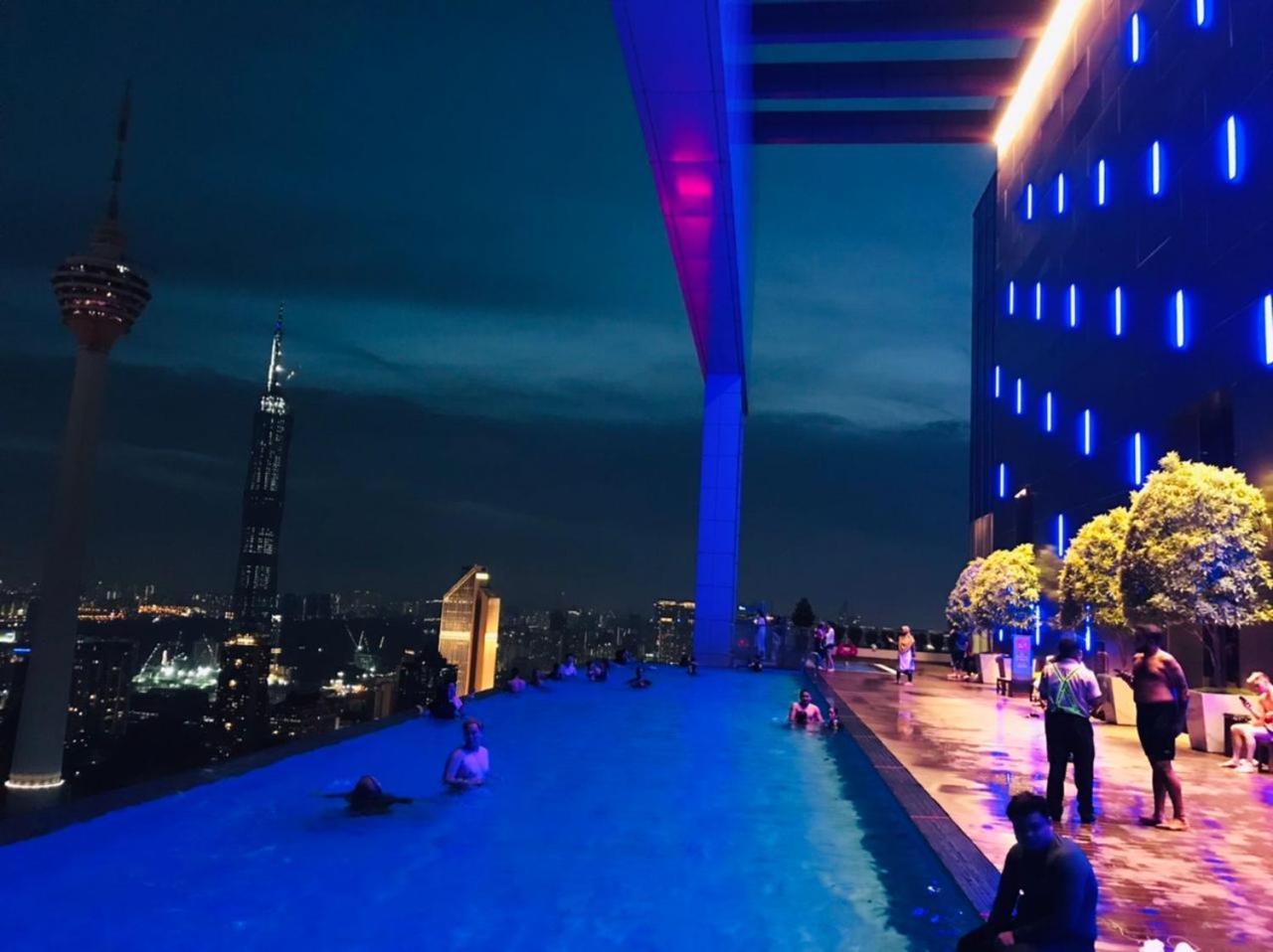 Platinum Klcc By Rainbow
