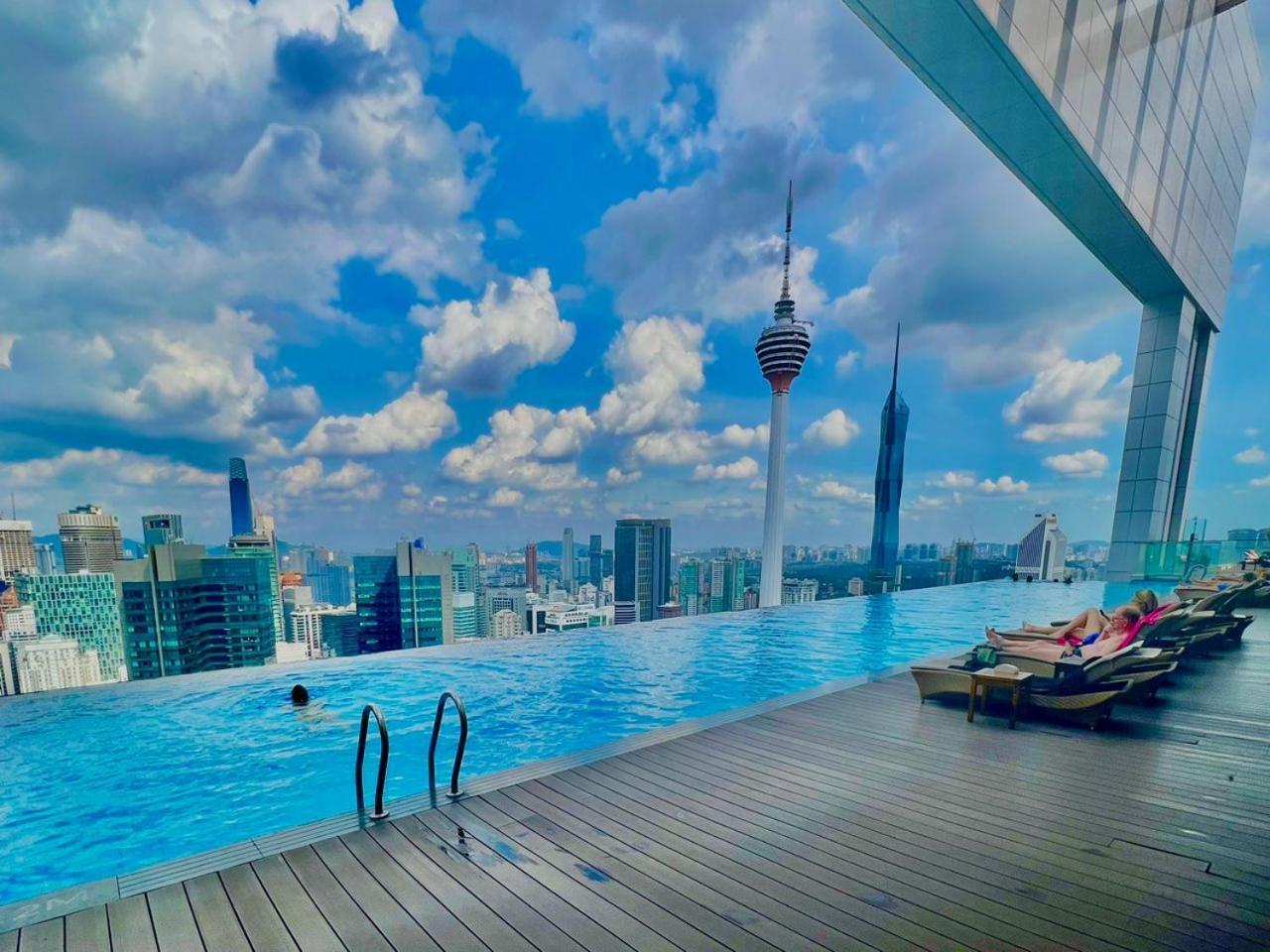Platinum Klcc By Rainbow