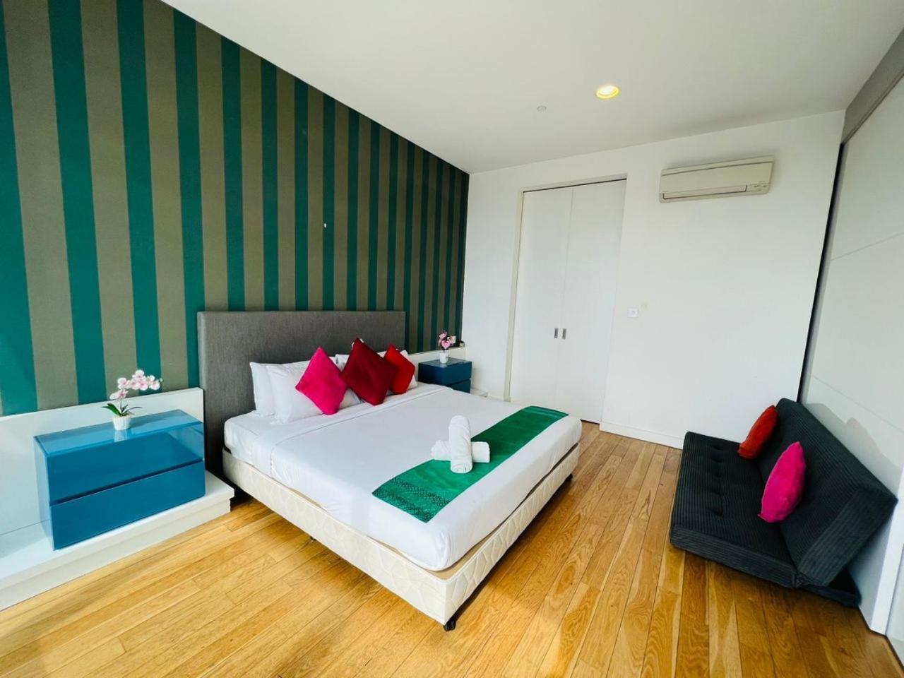 Apartment Platinum Klcc By Rainbow